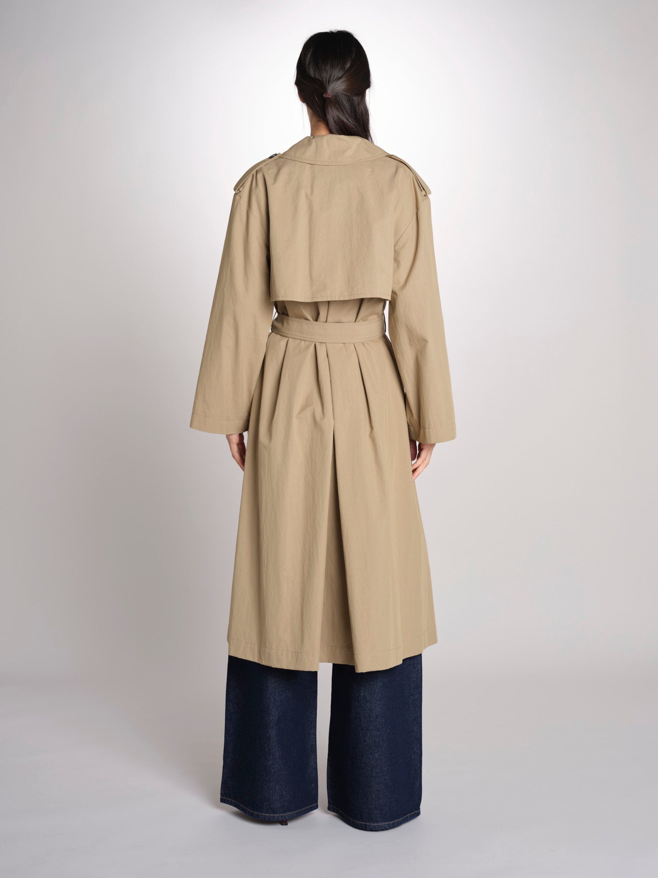 trench doppiopetto in gabardina fluida GIUNCHI 2615021011600 002 NOCCIOLA weekend maxmara 
