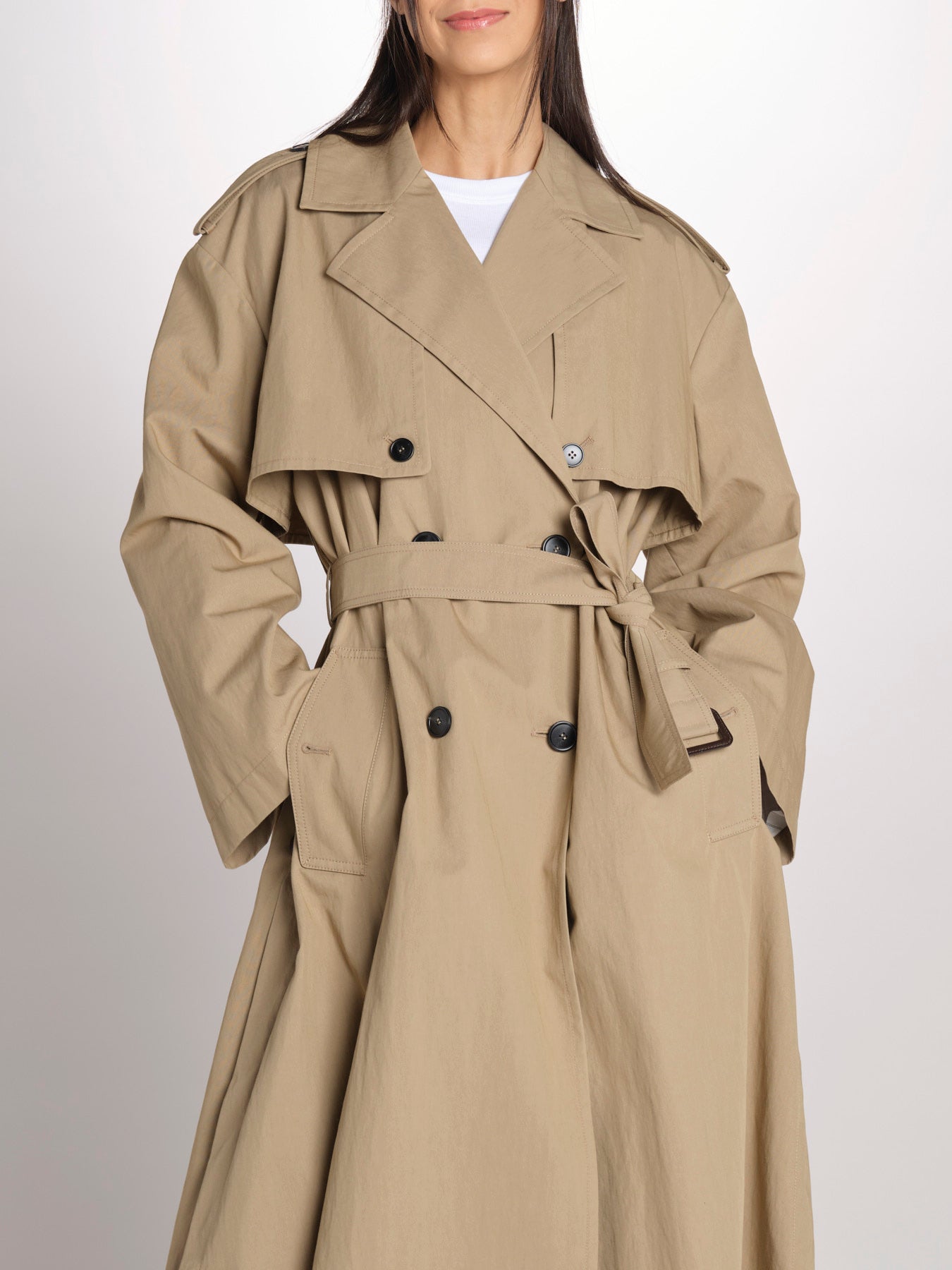 trench doppiopetto in gabardina fluida GIUNCHI 2615021011600 002 NOCCIOLA weekend maxmara 