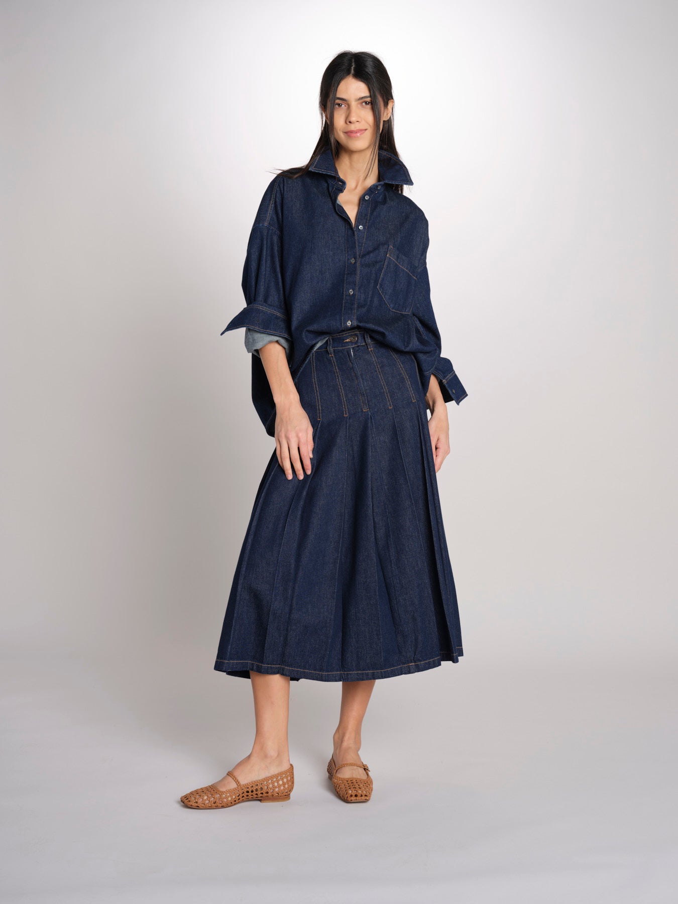 Gonna midi con pieghe semicucite in denim OVALE 2615101071600 001 BLU weekend maxmara 