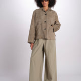 giacca crop in pelle scamosciata PALCHI 2615441021670 002 weekend maxmara 