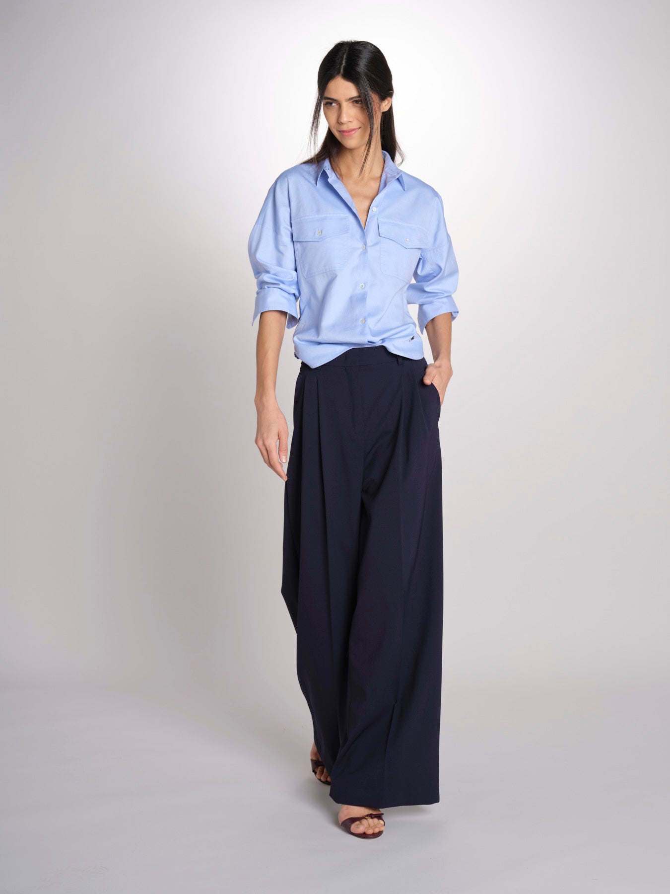 camicia dalla linea sfiancata con pince PESI 2615111041600 002 AZZURRO weekend maxmara 
