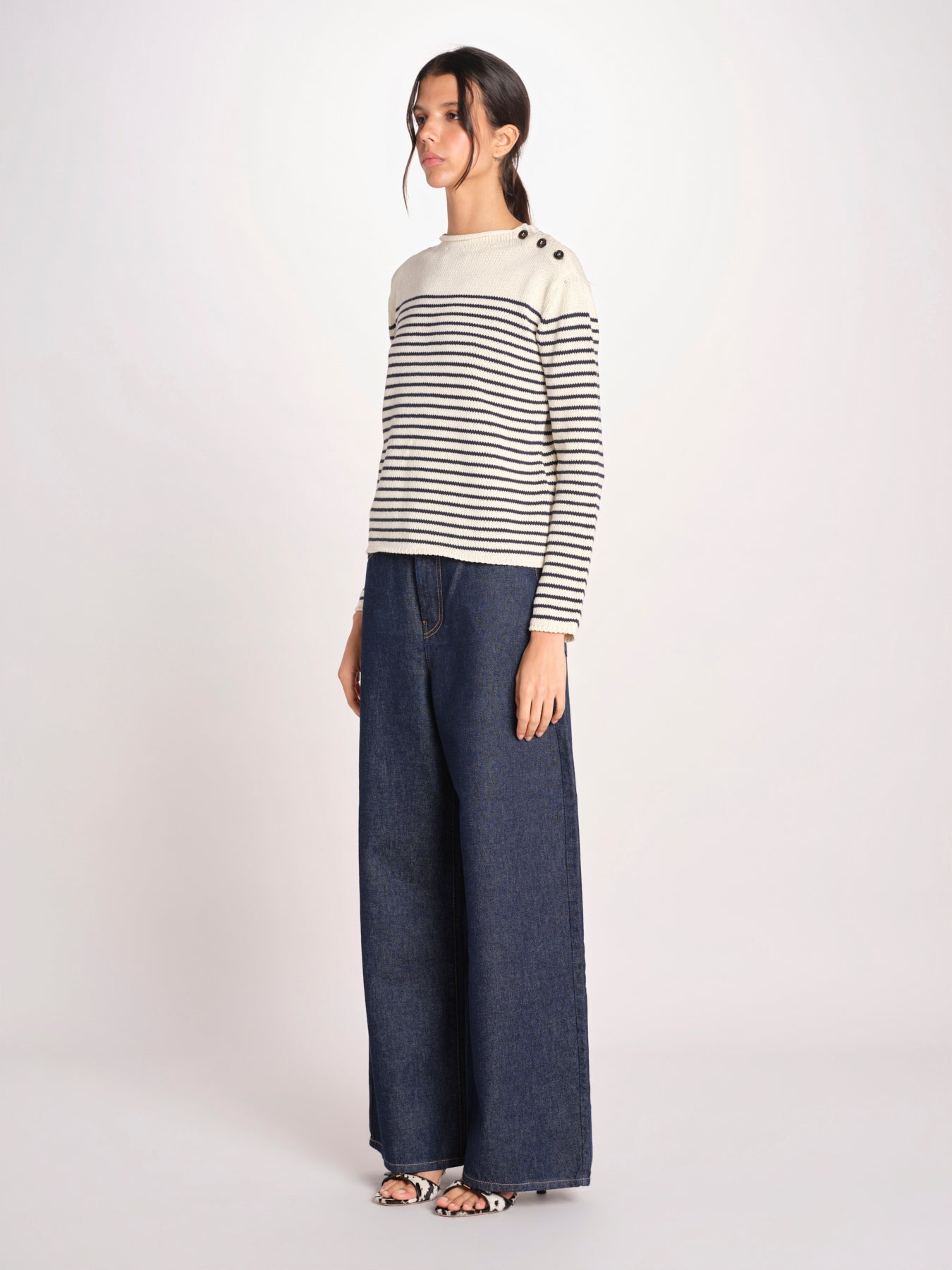 maglia girocollo, chiusa con bottoni sulla spalla QUADRO 2615361151600 011 BLU weekend maxmara 