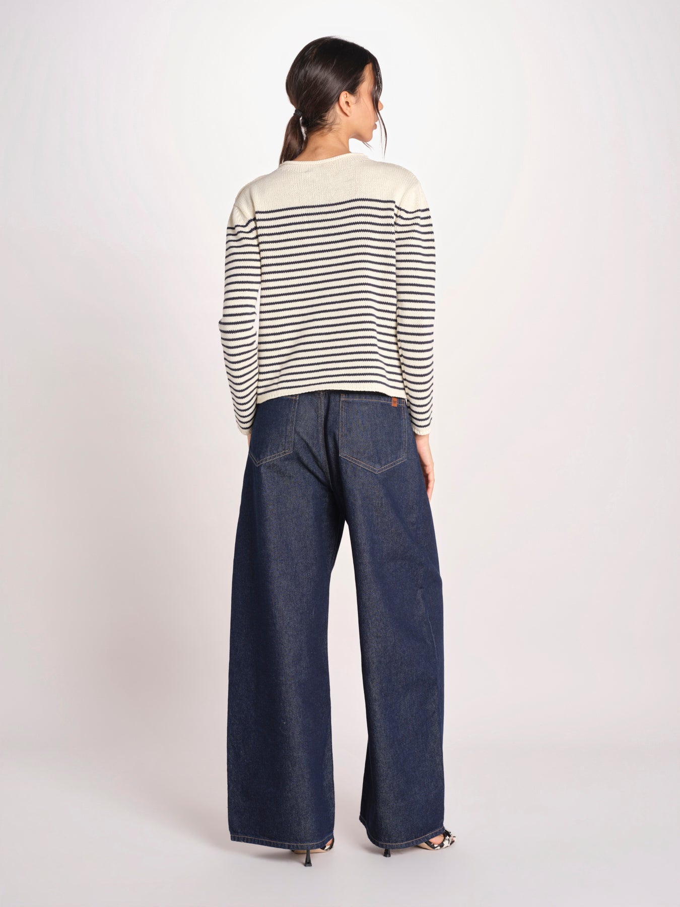 maglia girocollo, chiusa con bottoni sulla spalla QUADRO 2615361151600 011 BLU weekend maxmara 
