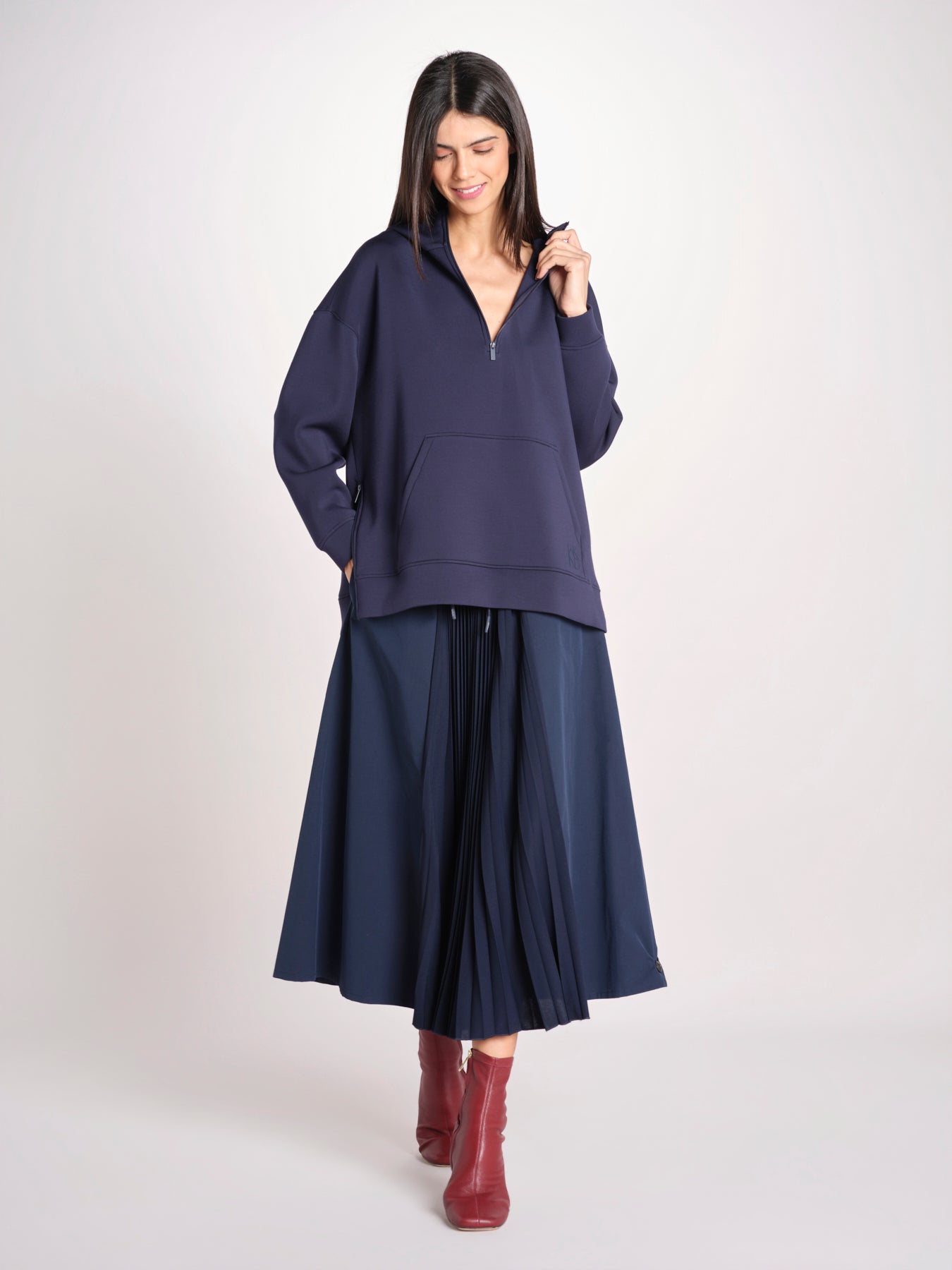 felpa lunga con cappuccio e collo a cratere regolabile RADURA 2615921011600 002 BLU weekend maxmara 