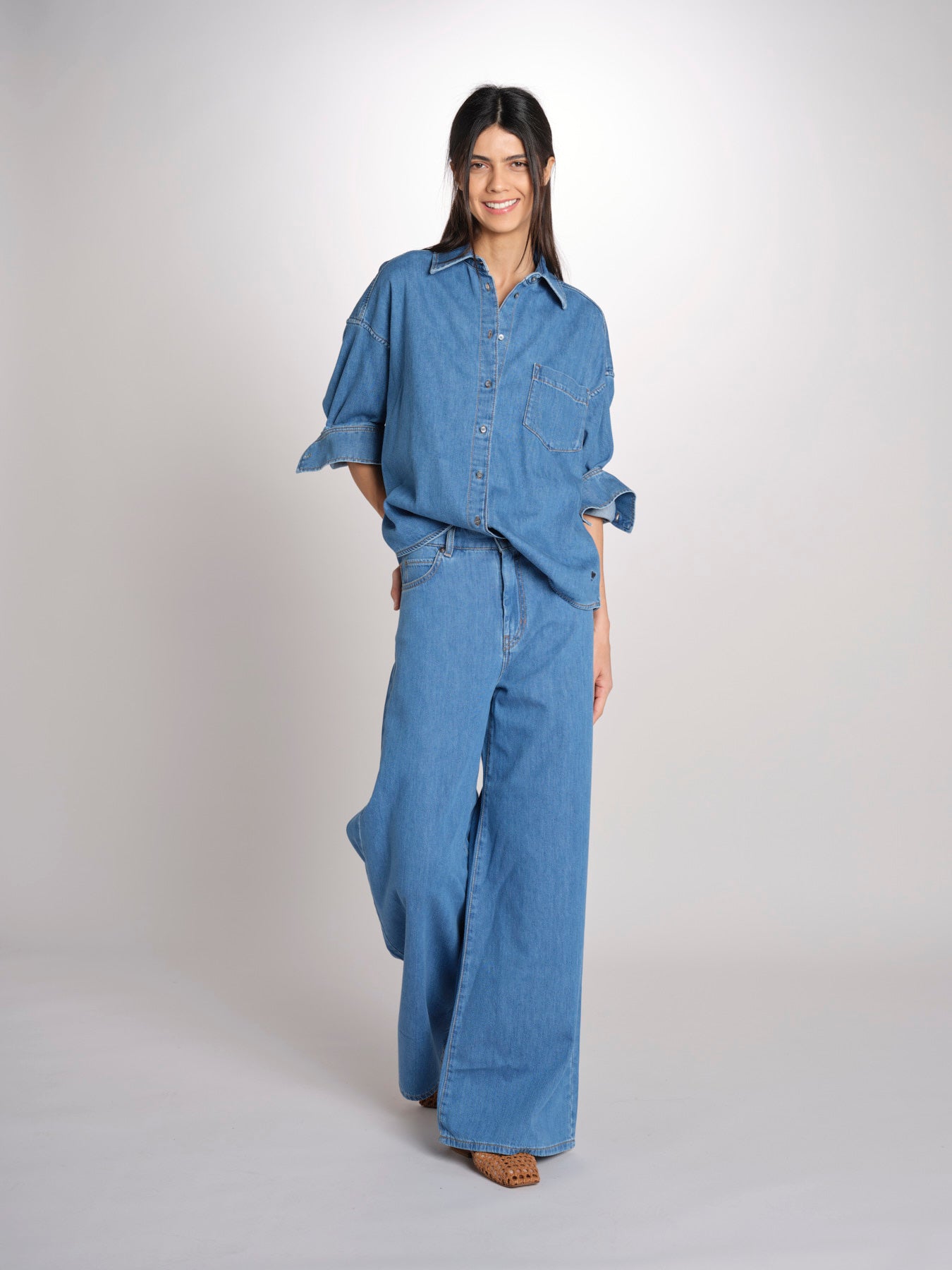 jeans 5 tasche dalla silhouette wide leg VEGA 2615181041600 002 BLU weekend maxmara 