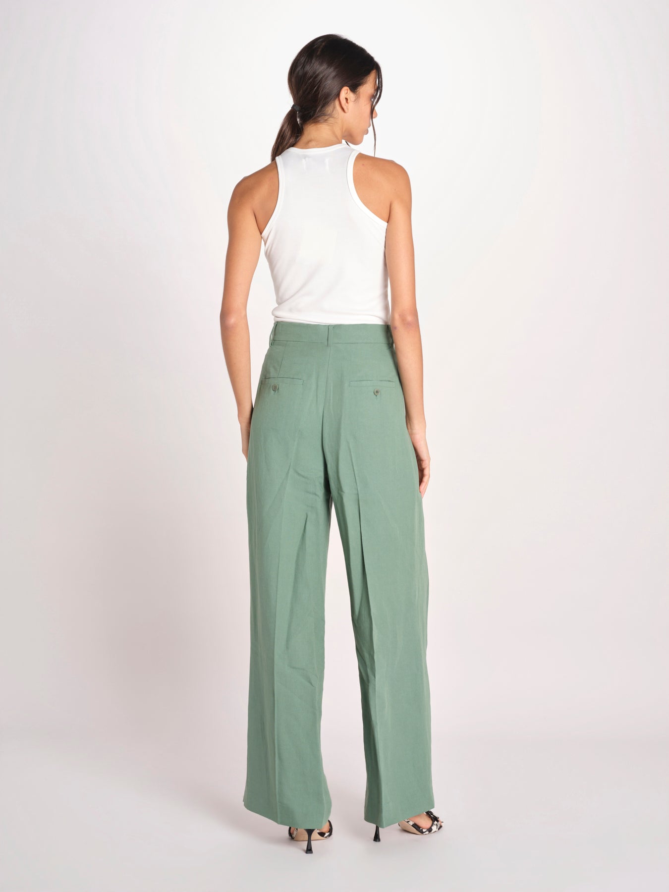 pantalone con due pinces in lino VELIERO 2615131092600 007 VERDE weekend maxmara 