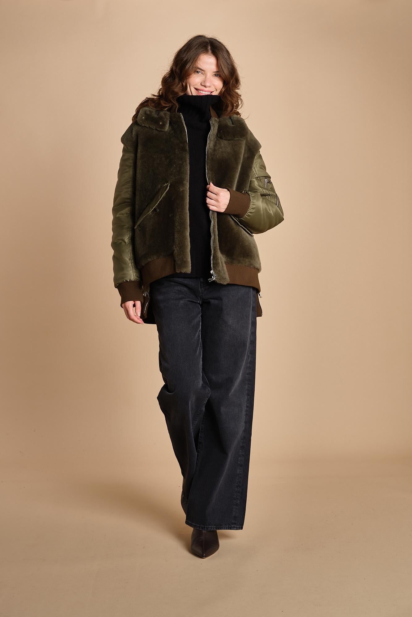 24065 giubbotto in nylon e pelliccia 24065350 MILITARE milaura 