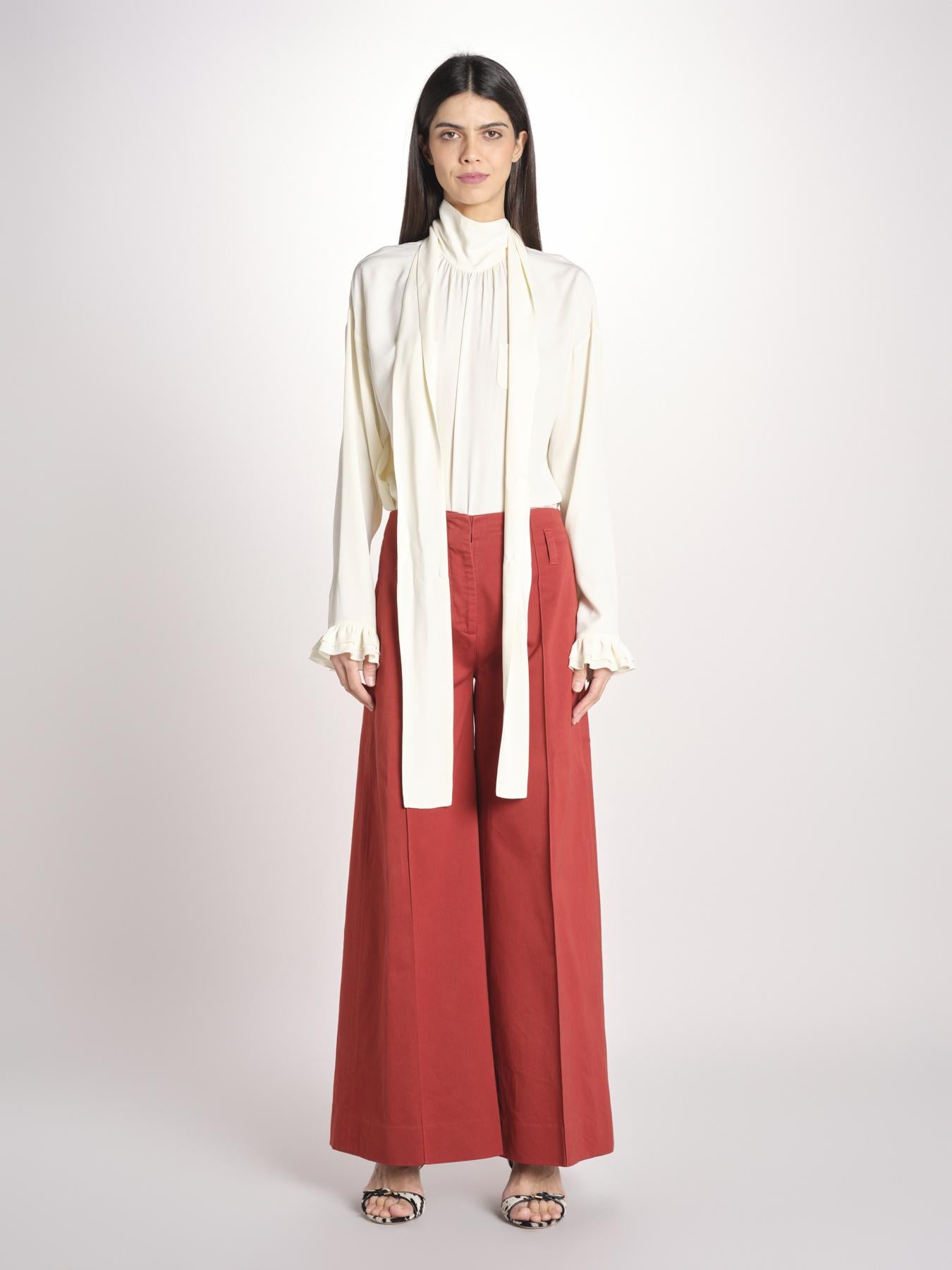 pantalone largo con nervature tinto in capo ORIANA 540 801 48 MATTONE quelledue 