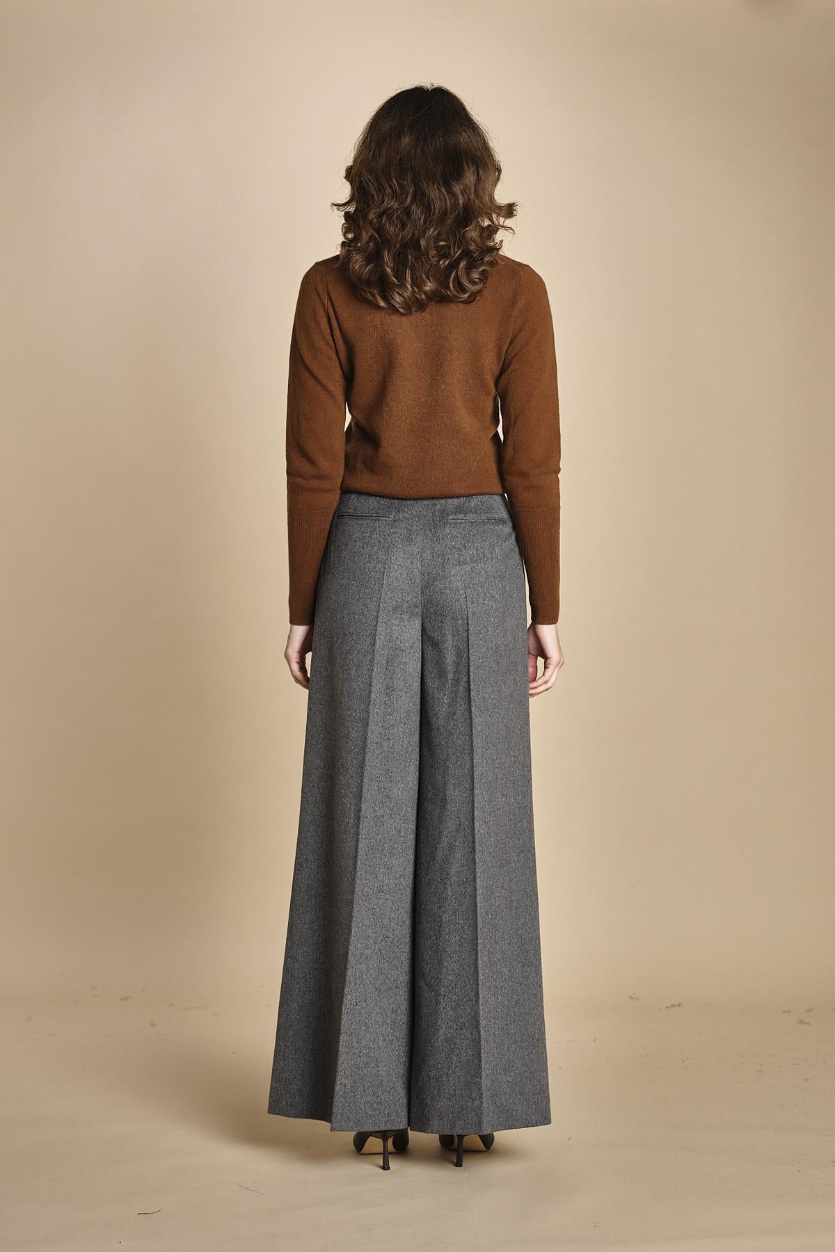 pantalone con pinces in vigogna e stasca sul retro MONIQUE 689923 50 quelledue 