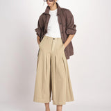  VIVIENNE ESSELING BEIGE true avenue 