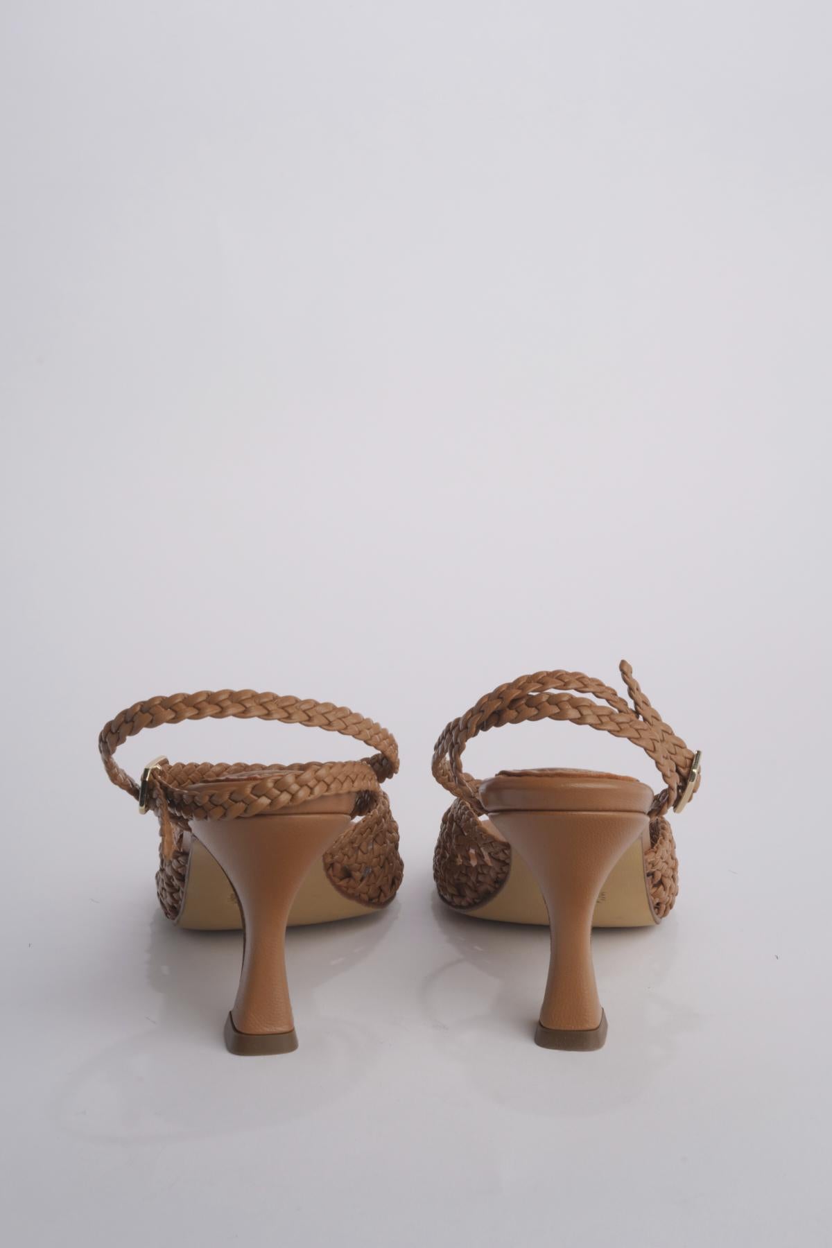 Sandalo traforato punto quadrata CATERINA BROWN martinez 