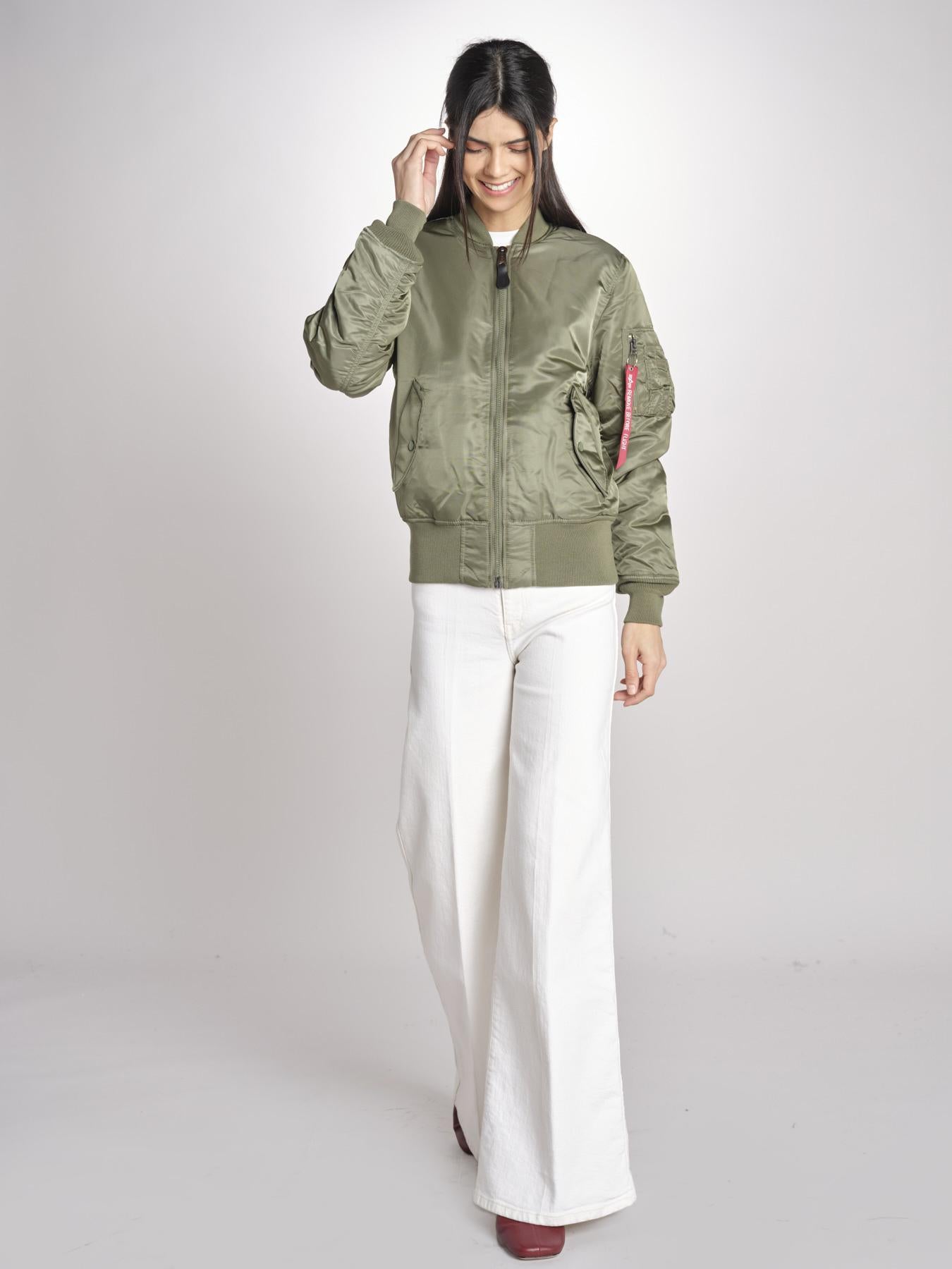Bomber SS100101 01 SAGE GREEN alpha 