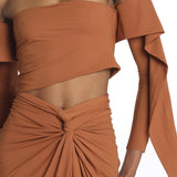 JOSIE top incrociato con spalla nuda JOSIE CARAMEL amazuìn 