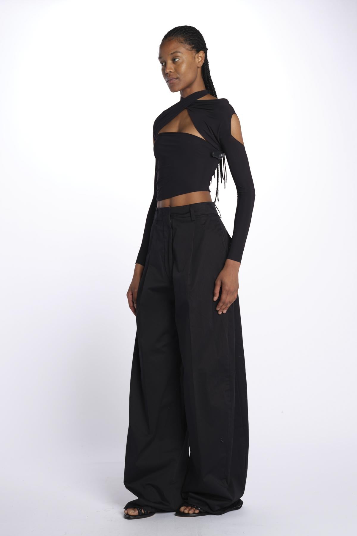 JOSIE top incrociato con spalla nuda JOSIE DEEP BLACK amazuìn 