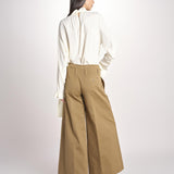 pantalone largo con nervature tinto in capo ORIANA 540 801 13 CRETA quelledue 