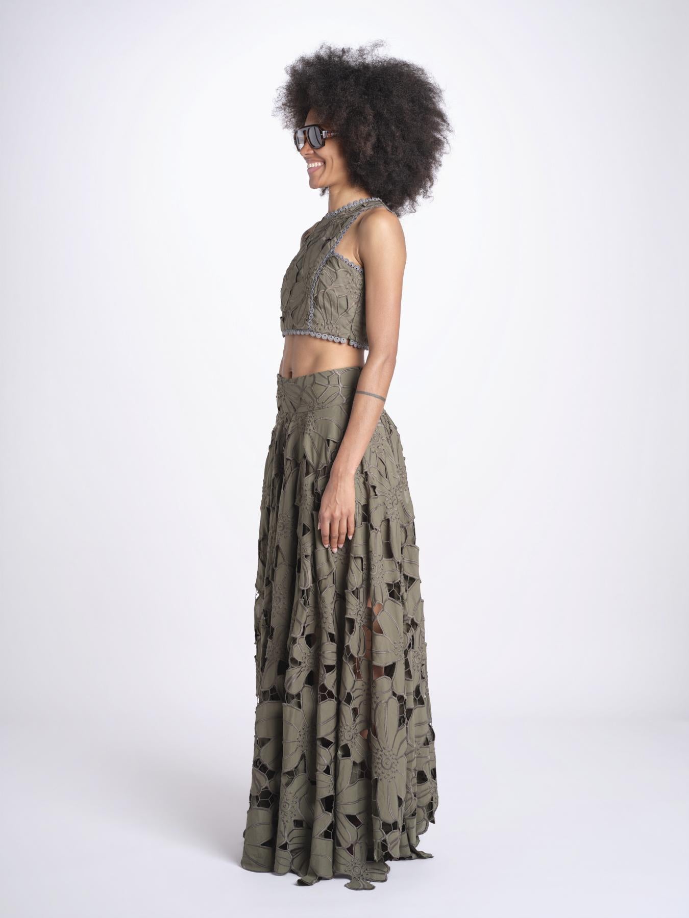 top corto con intarsio fiori AGNES M1720 PESTO lace the label 