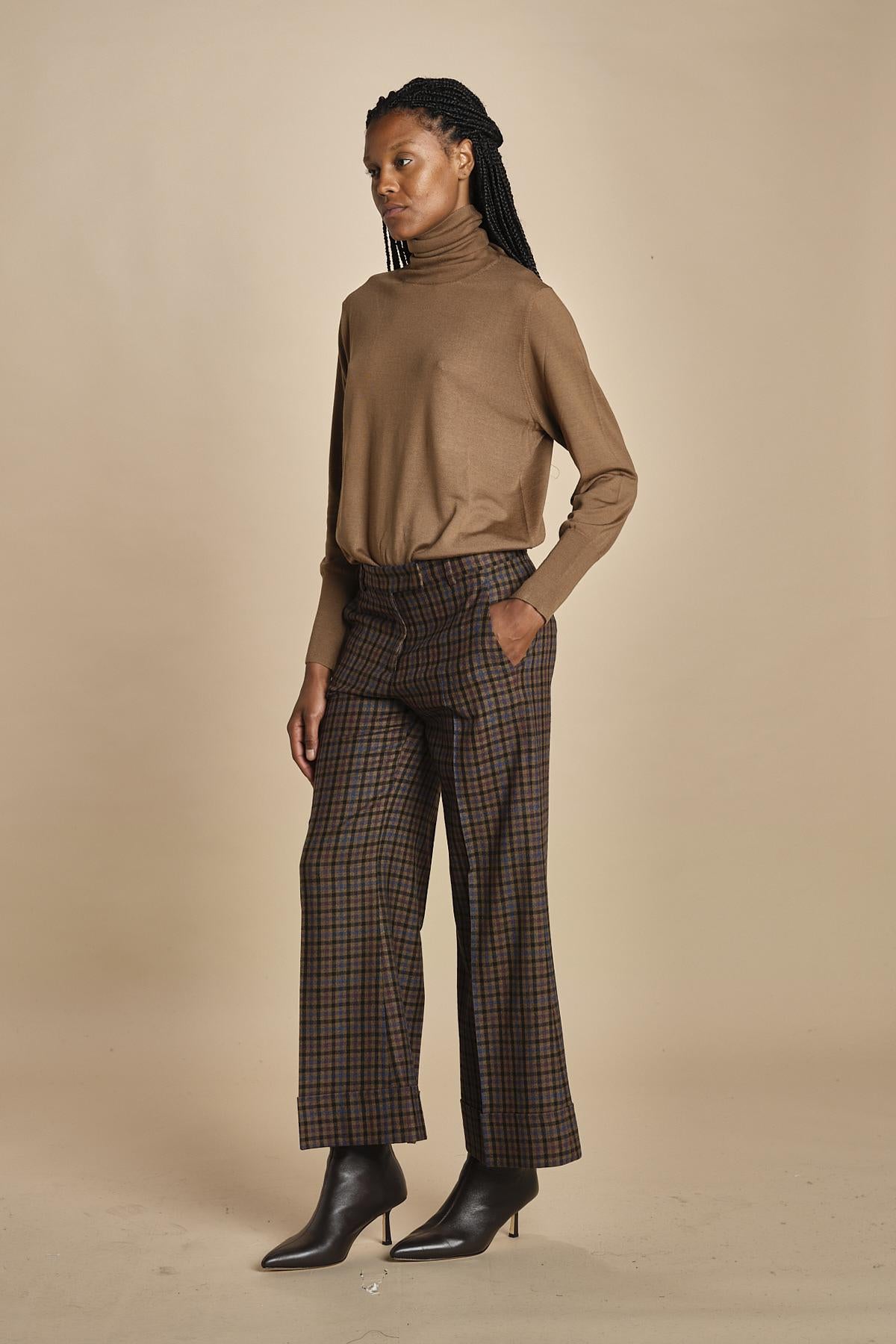 pantalone cropped a quadretti con risvolto MELODIA 65220925 26 quelledue 