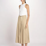  VIVIENNE ESSELING BEIGE true avenue 