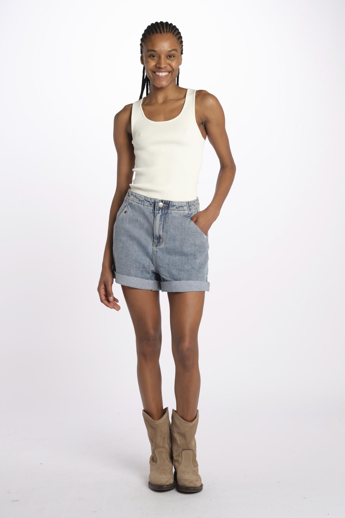 AMY short jeans fl 32 sh0 by fam. AMY BLUE fam 