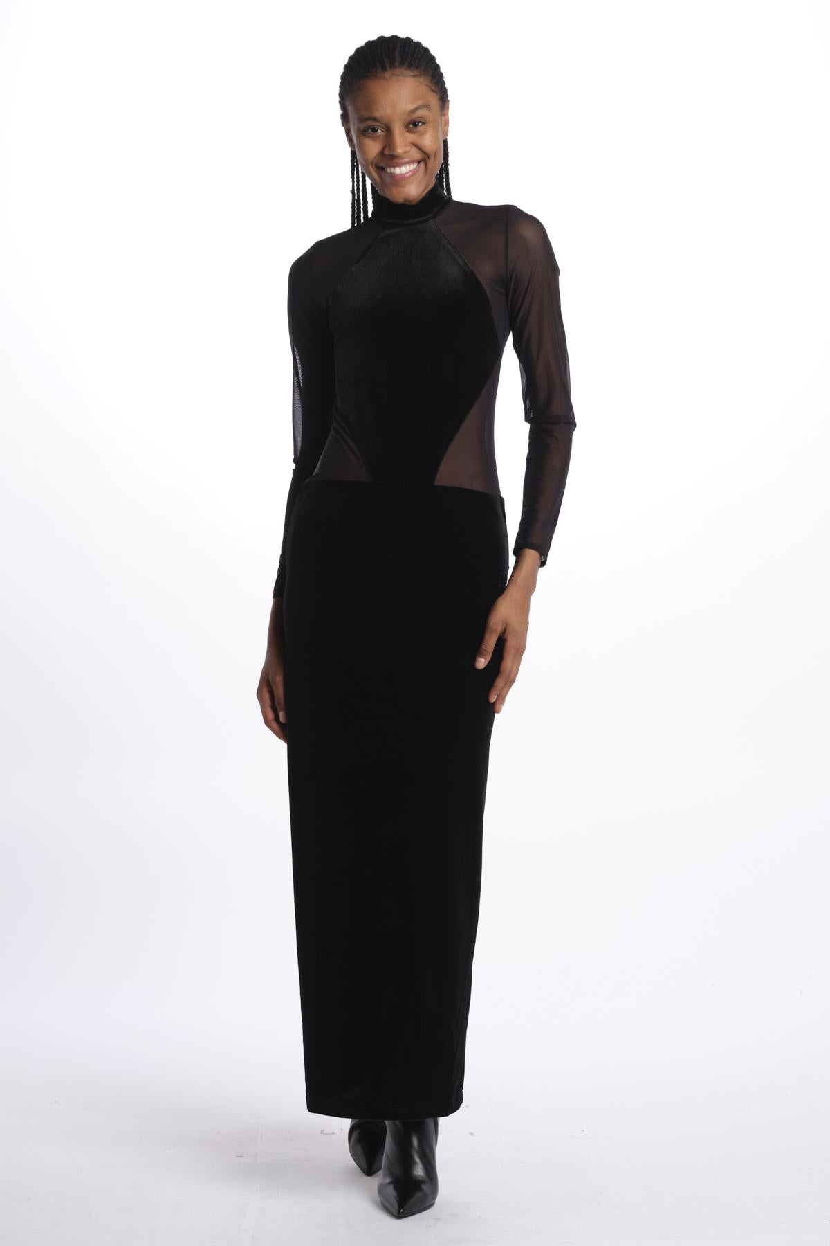  742 BLACK undress code 