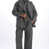  243260230 GRAY30 vis a vis 