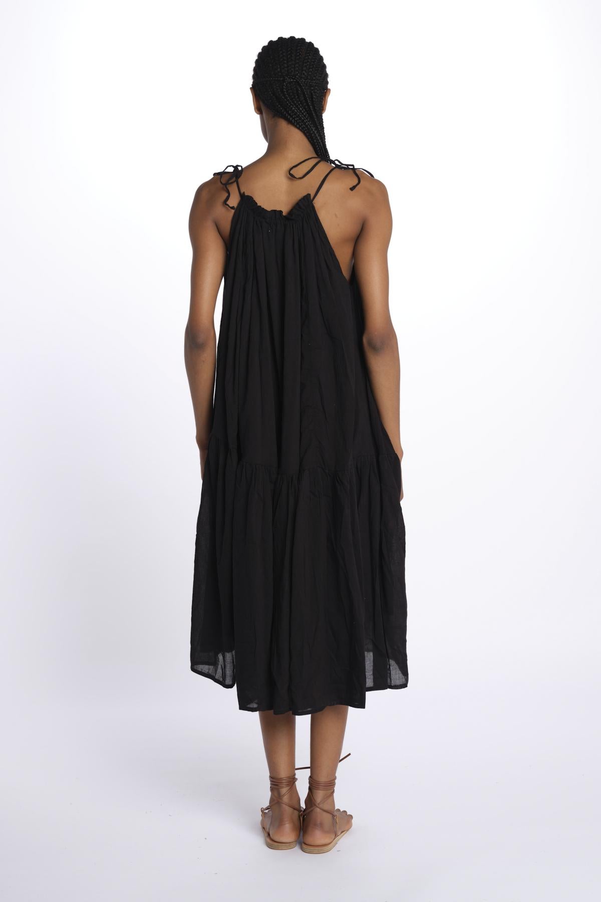PALOMA abito lungo con balze e spalline sottili PALOMA NOIR laraethnics 