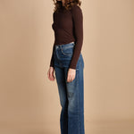  10478 THE LASSO SNEAK 259_C mother 