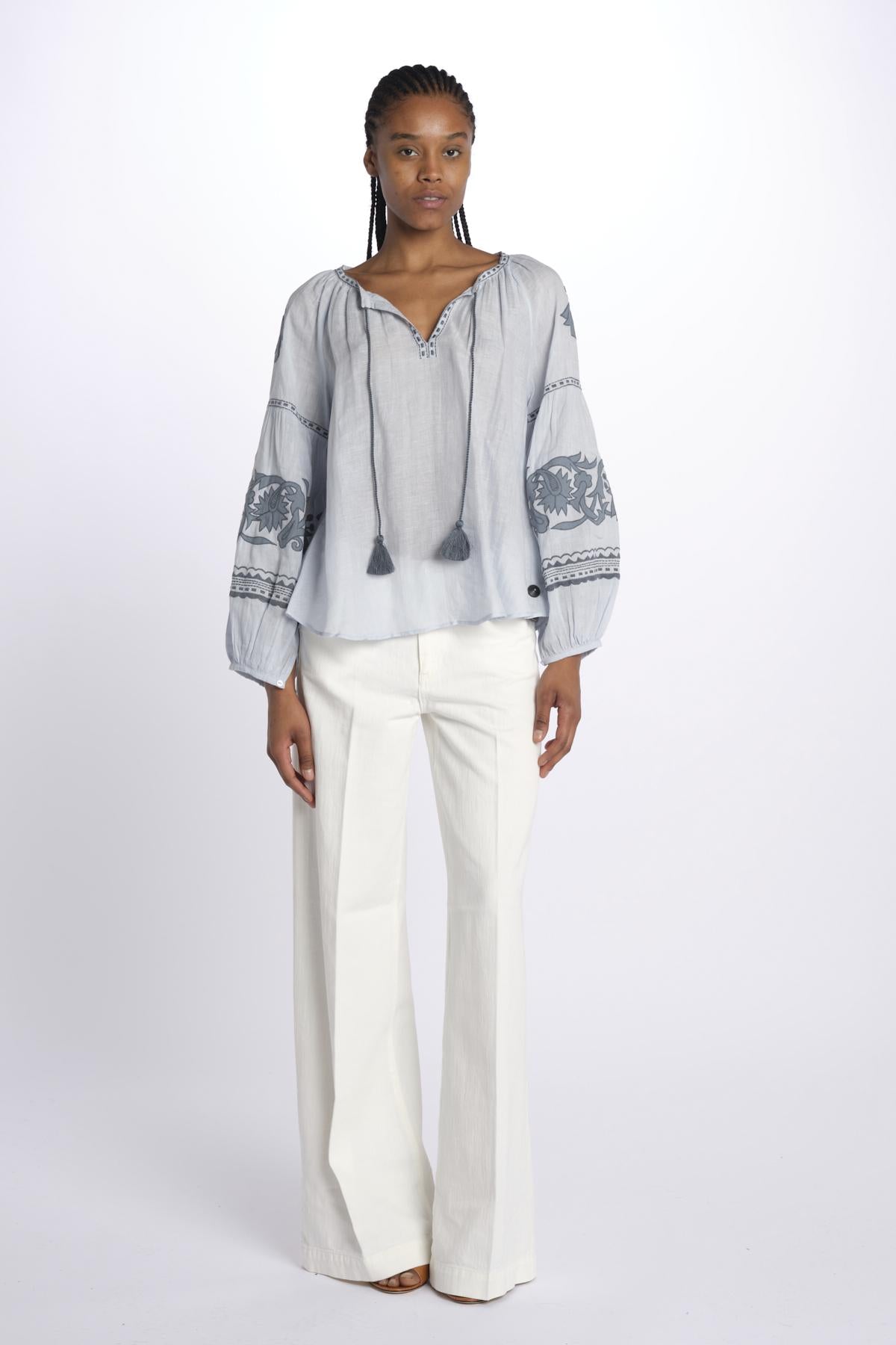 IBIZA camicia con ricami applicati  by milaura. BE24877A PALE BLU ZUCHRO benaras soleil 