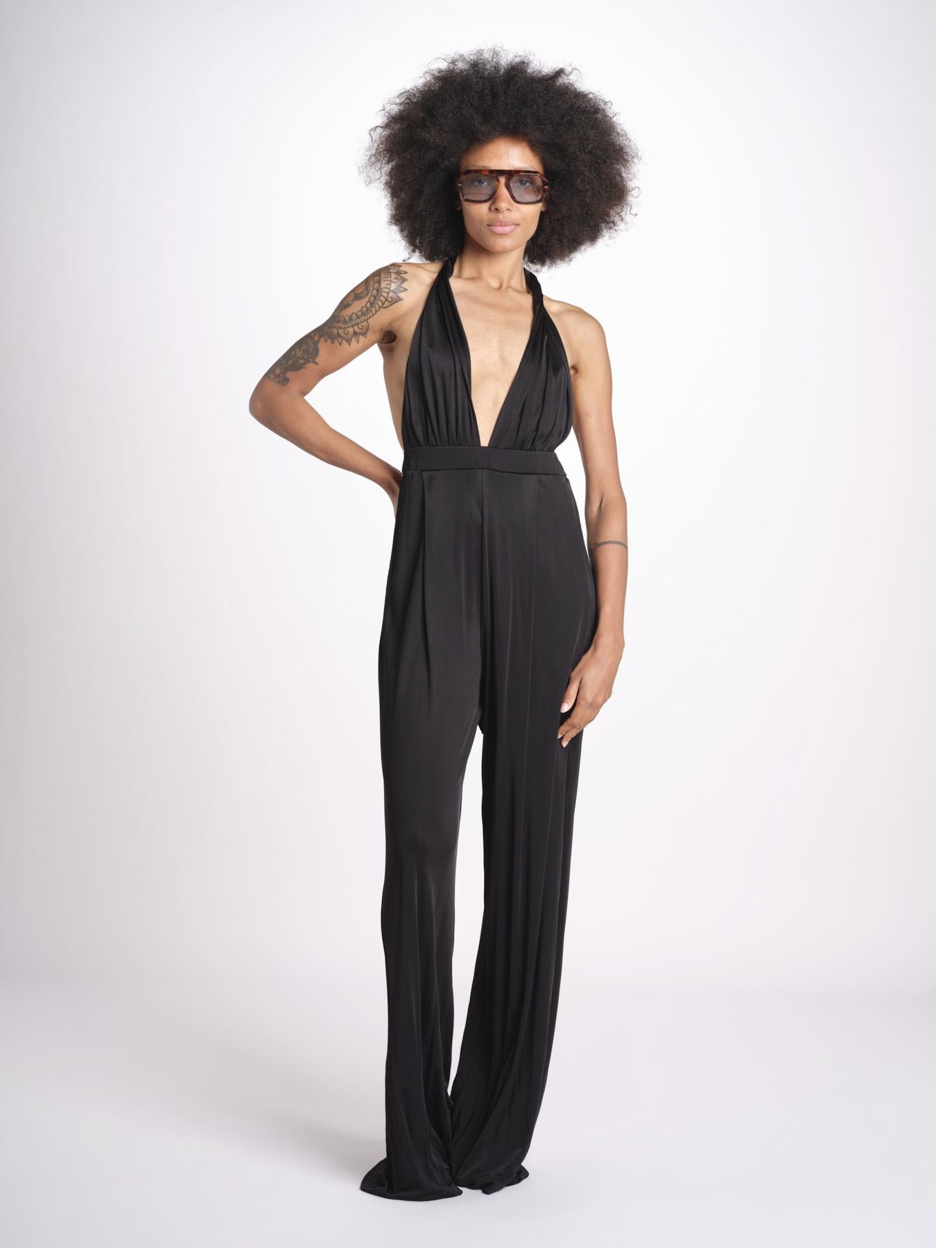 tuta in satin allacciata dietro al collo LENNOX BLACK amazuìn 