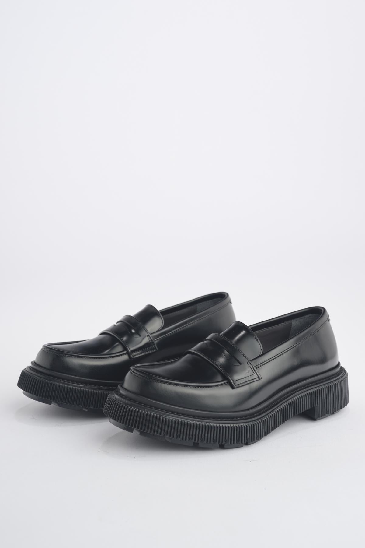  159 BLACK adieu 