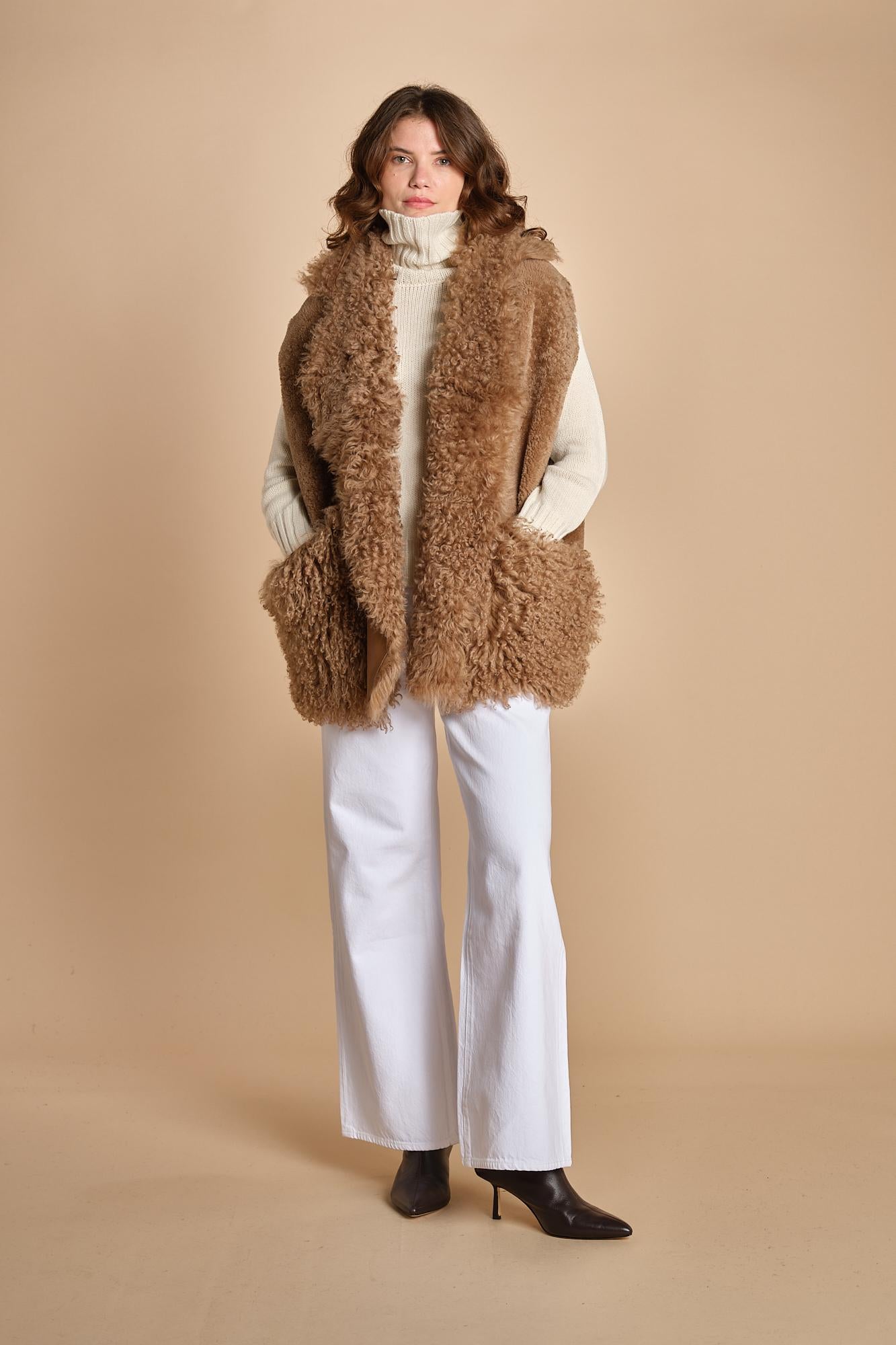 021 gilet montone 25021-302 MASTICE milaura 