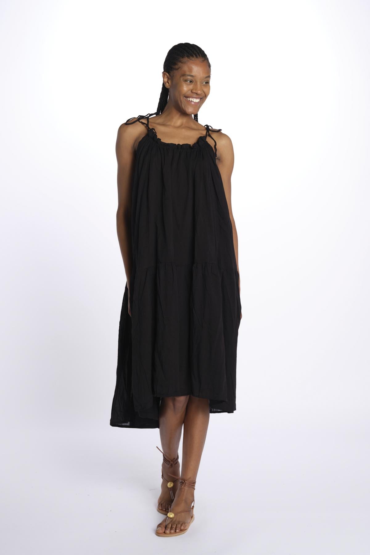 PALOMA abito lungo con balze e spalline sottili PALOMA NOIR laraethnics 