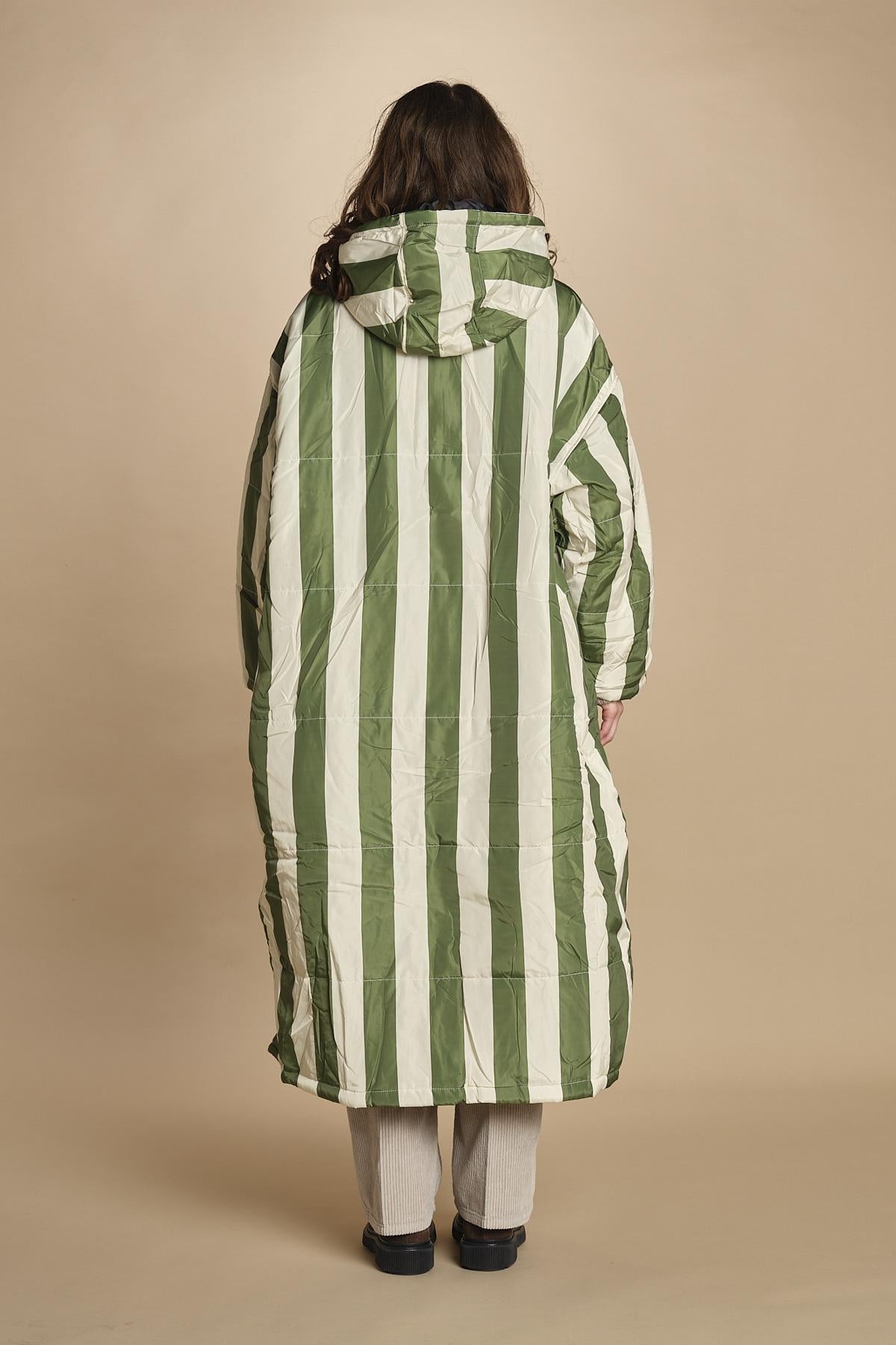 piumino lungo. 90110 SANTORINI RIGHE sittingsuit 