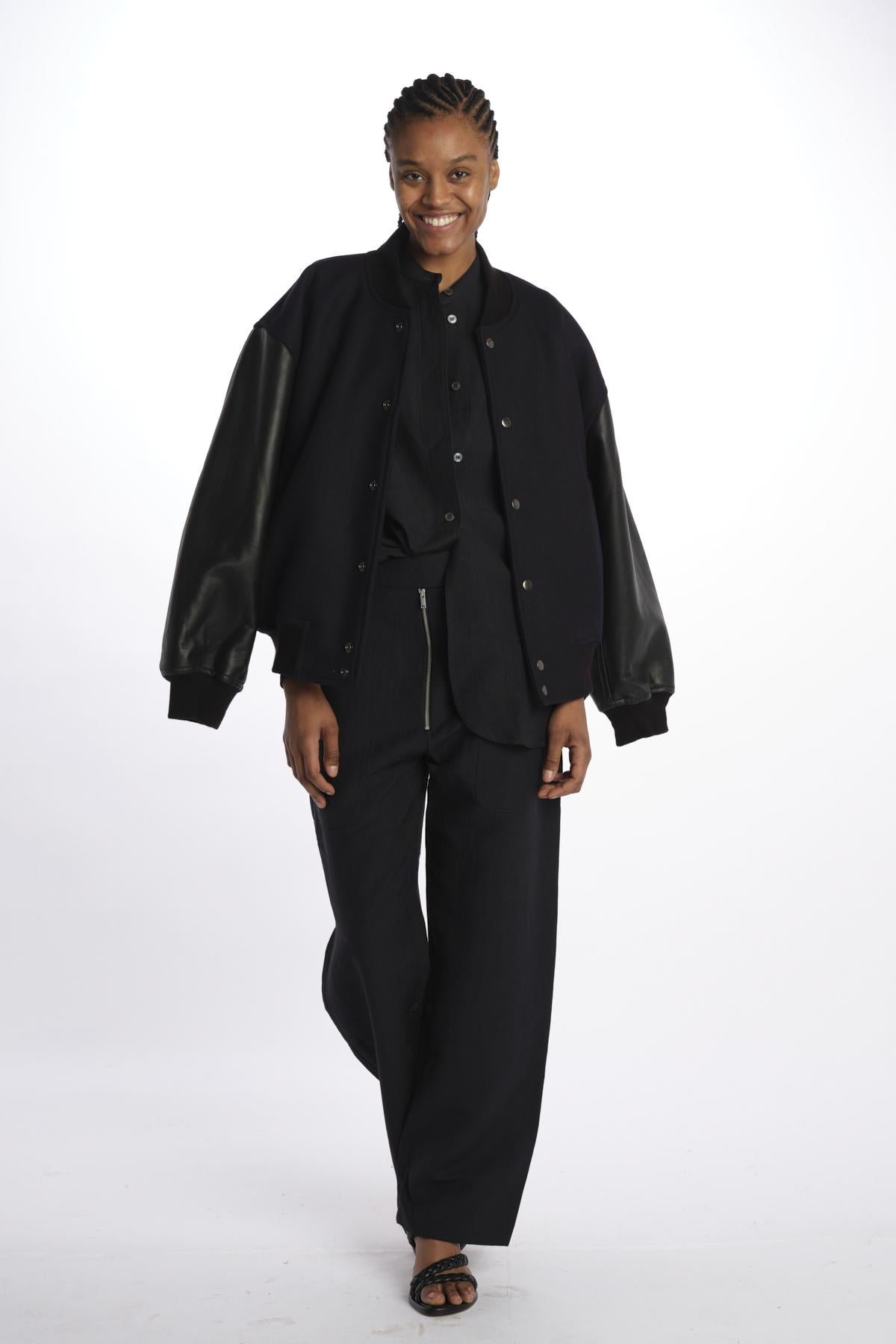 Camicia collo guru con apertura davanti BEAM1600 DARKEST NAVY studio nicholson 