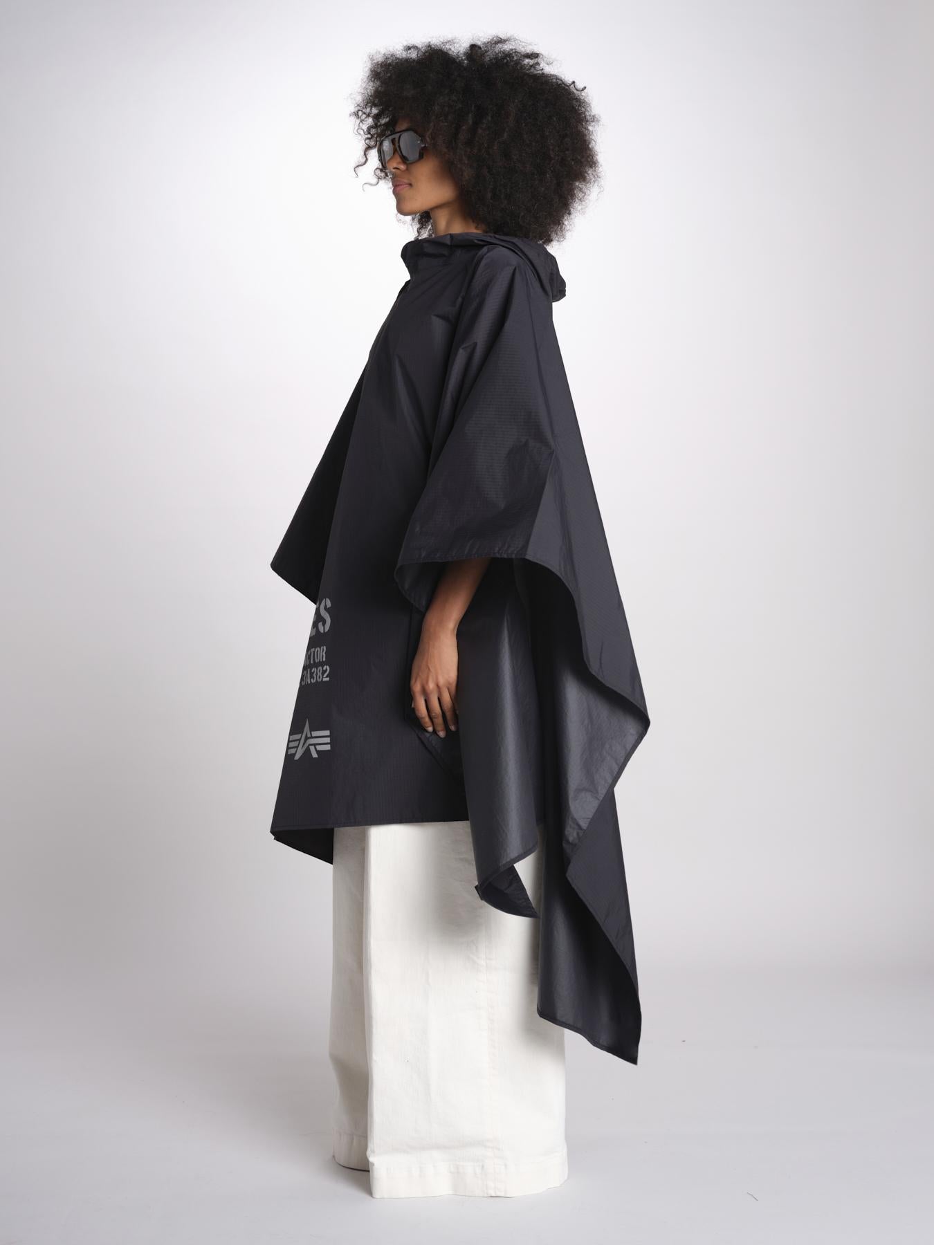 poncho in nylon SS266117 03 alpha 