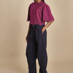 camicia girocollo con fiori intarsiati. LULA 016 JAM sea ny 