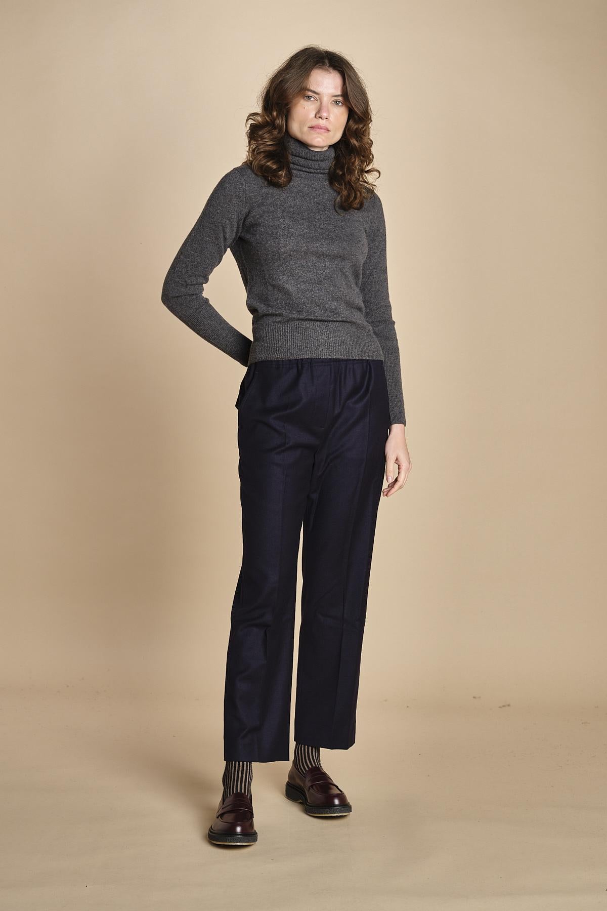 pantalone stretto con elastico HATELEY 2525136022600 028 weekend maxmara 