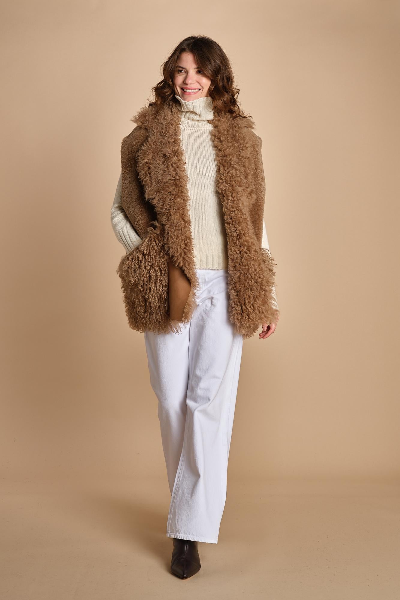 021 gilet montone 25021-302 MASTICE milaura 