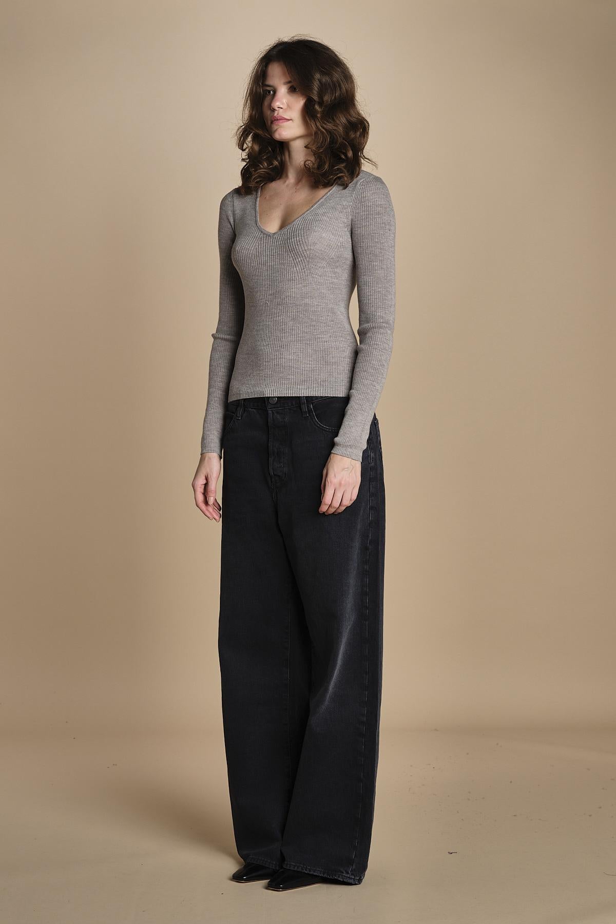 maglia scollo a v NOVA KNIT BLOUSE LIGHT TAUBE herskind 