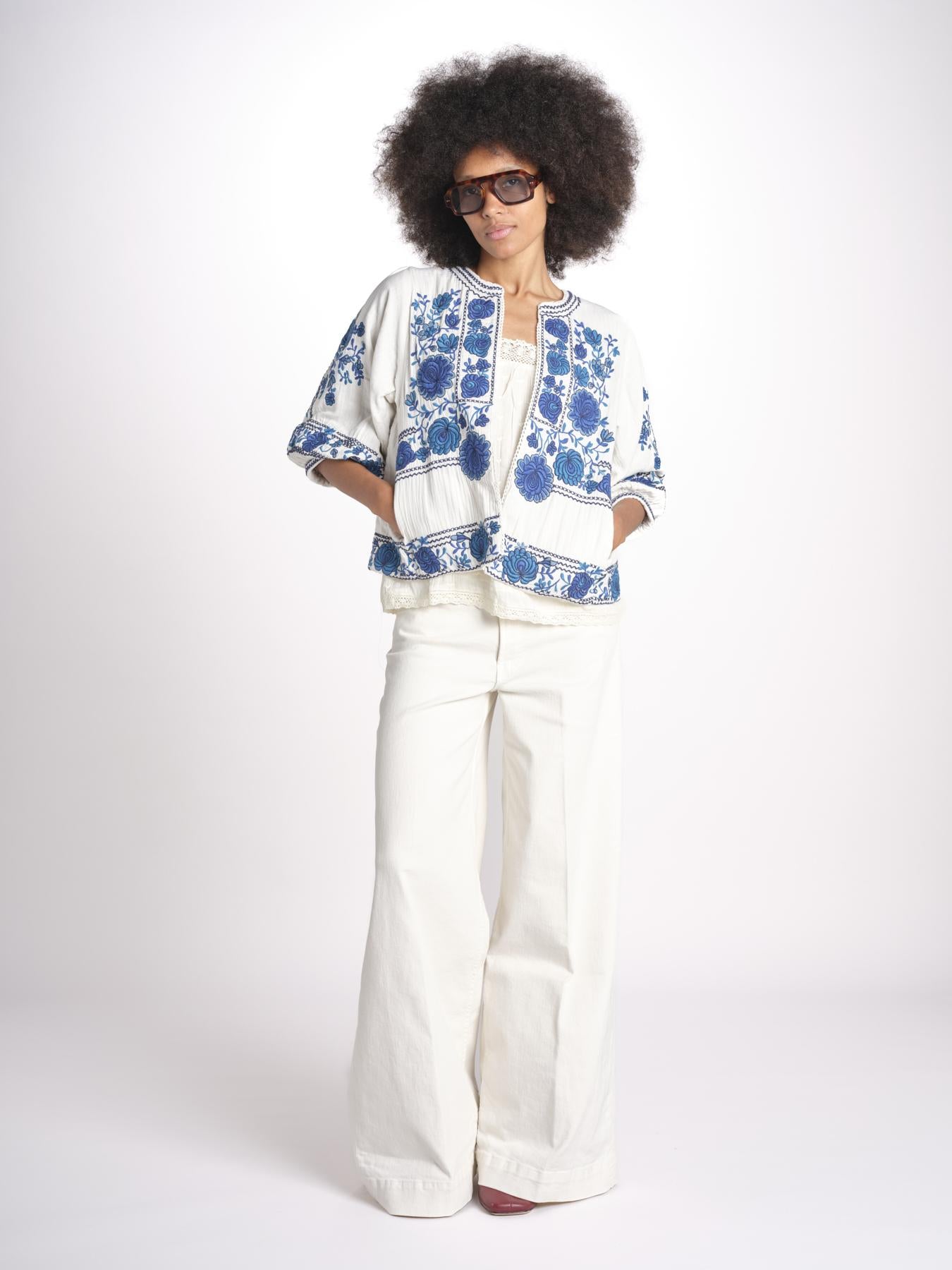 giacca con fiori ricamati GRETA JKT 747215 ECRU mabe 