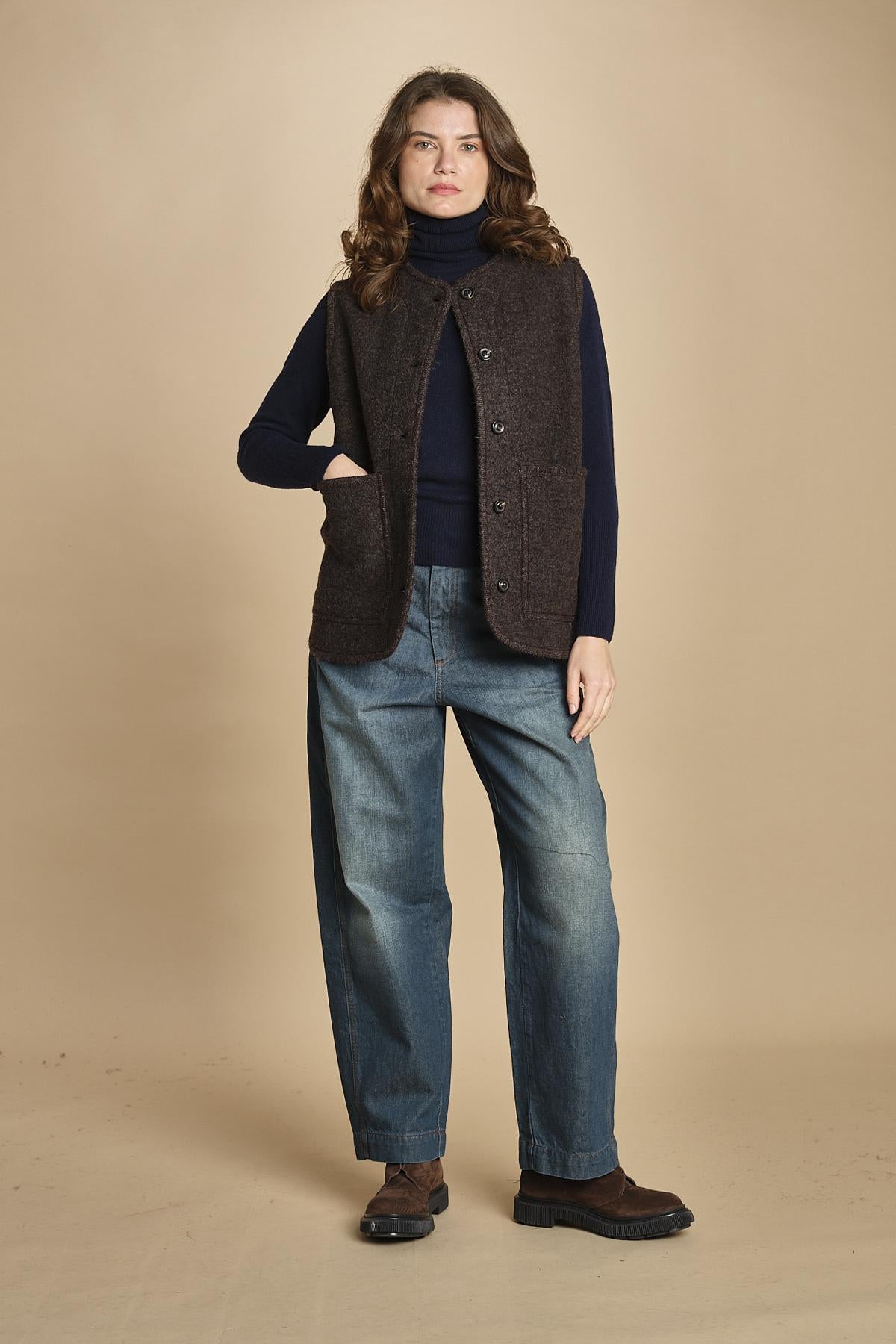 gilet in lana cotta. BLS1504 MAR32 soeur 