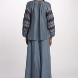 BYBLOS camicia in seta con manica ricamata by milaura. BE22486 GREY BLU benaras soleil 