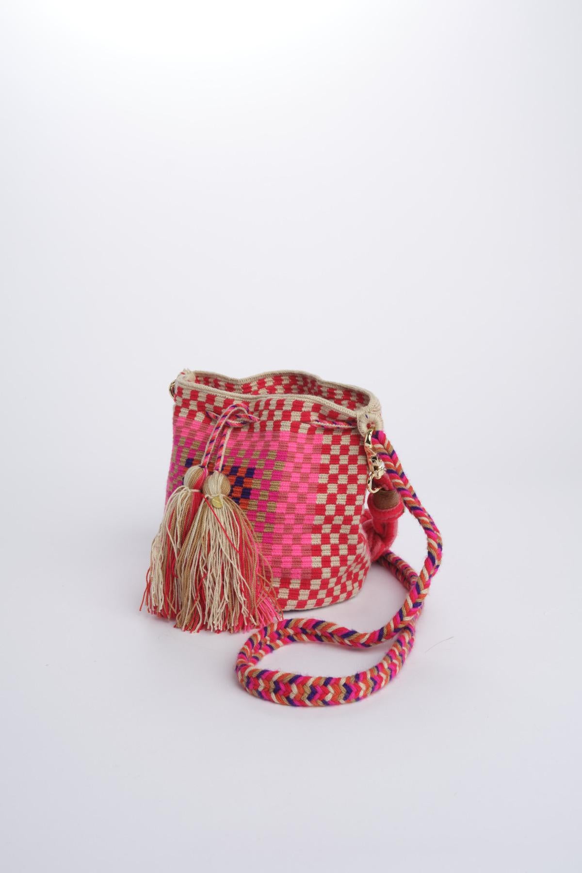 mini bag macrame G12W-0001- RED PINK guanabana 