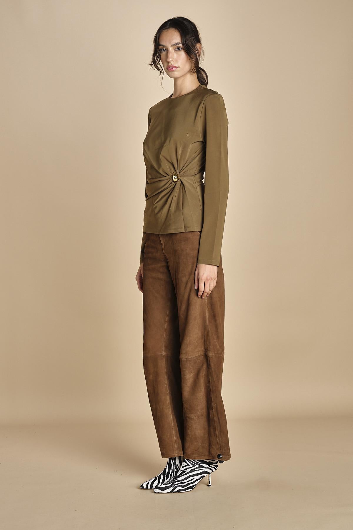 top con fibbie MAILEY OLIVE malina 