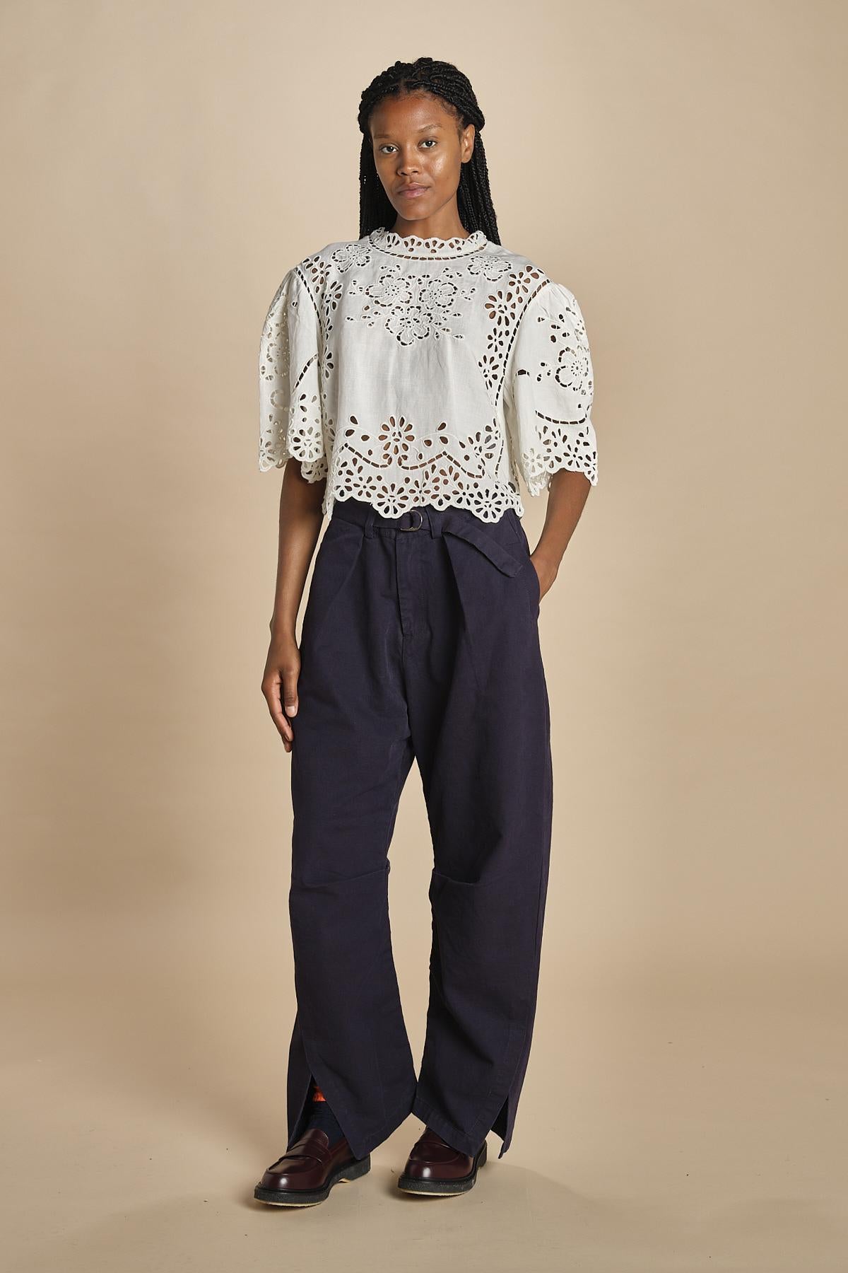 camicia girocollo con fiori intarsiati. LULA 016 WHITE sea ny 
