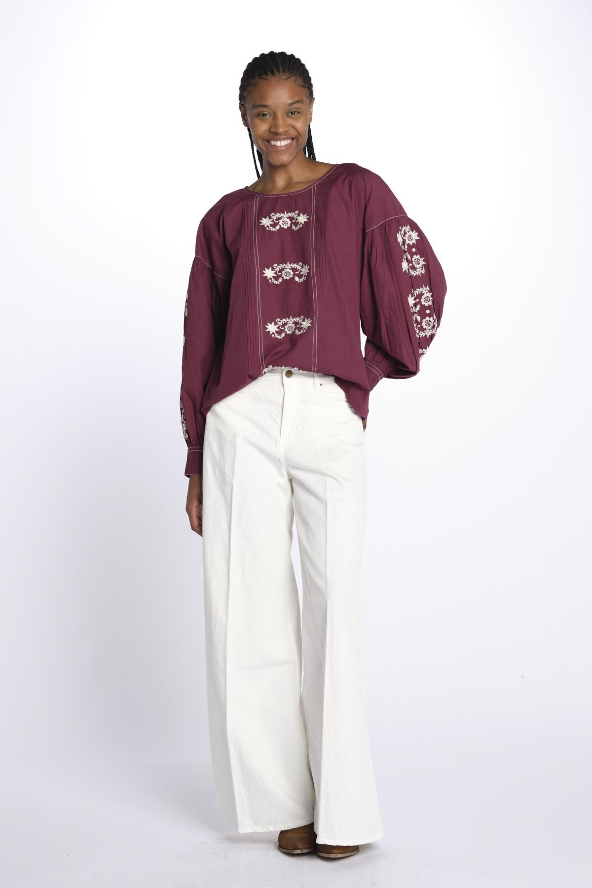 MARGUERITE camicia maniche sbuffo con ricami E25TU019 BORDEAUX stella forest 