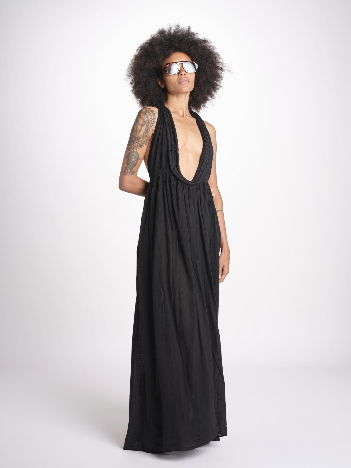 abito lungo scollato aperto CHANTAL BLACK christianzen 