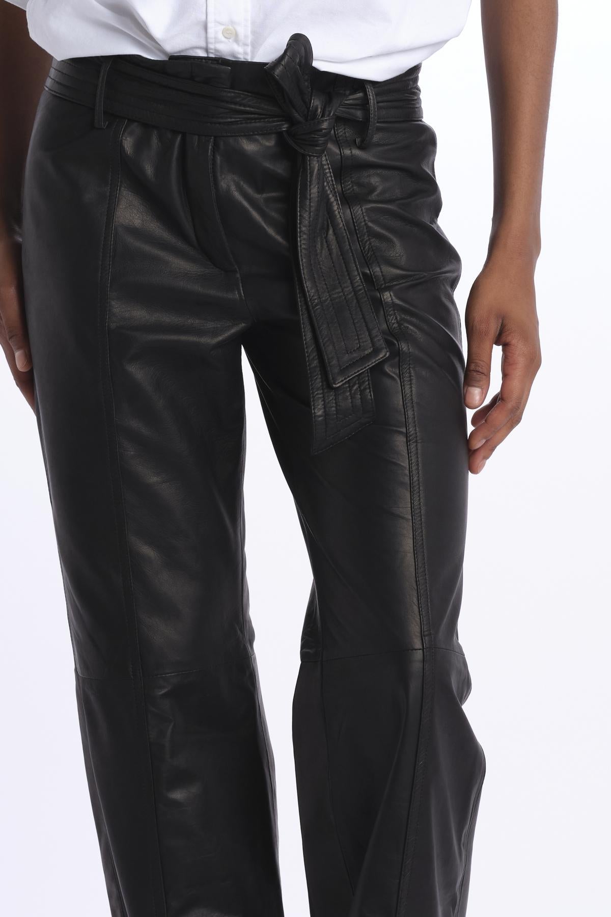  MIL001 NERO milaura 