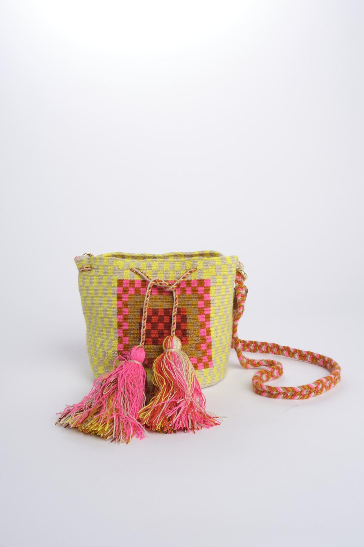 PELICAN mini bag macrame G12W-0001-3023-054 YELLOW PINK guanabana 