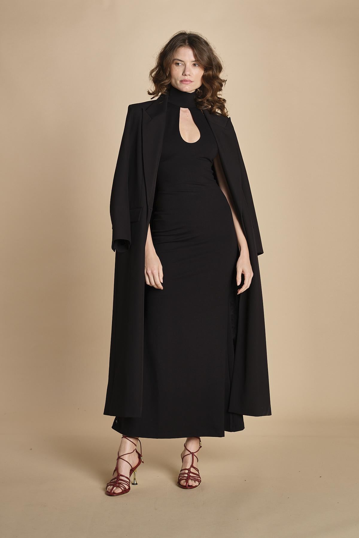 abito lungo con scollo americana MY TYPE BLACK undress code 